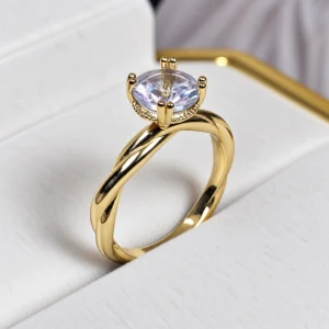 Anillo Queen